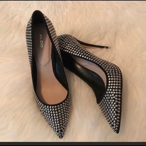 Black Aldo Heels